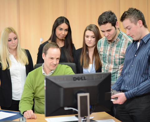 Ausbildung in der BAUER GROUP Ausbildung in der BAUER GROUP